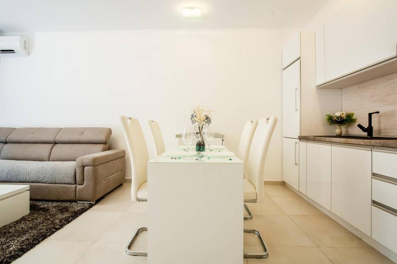Lux Apartment Teodora Rafailovići Exteriér fotografie
